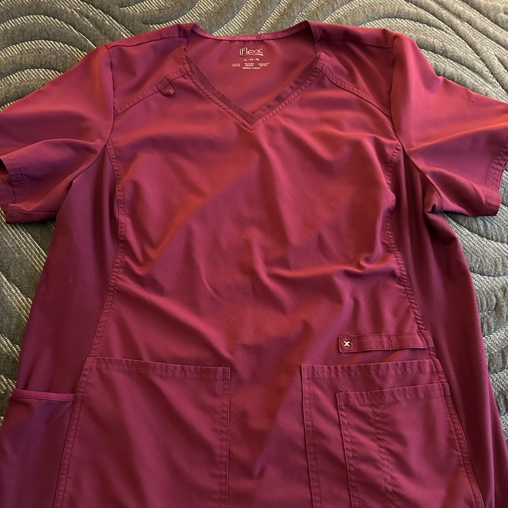 Cherokee iFlex Scrub Shirt- Size XL- Great Condition